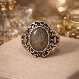 ✨ Vintage Sterling Silver Artisan Ring Marked India ✨